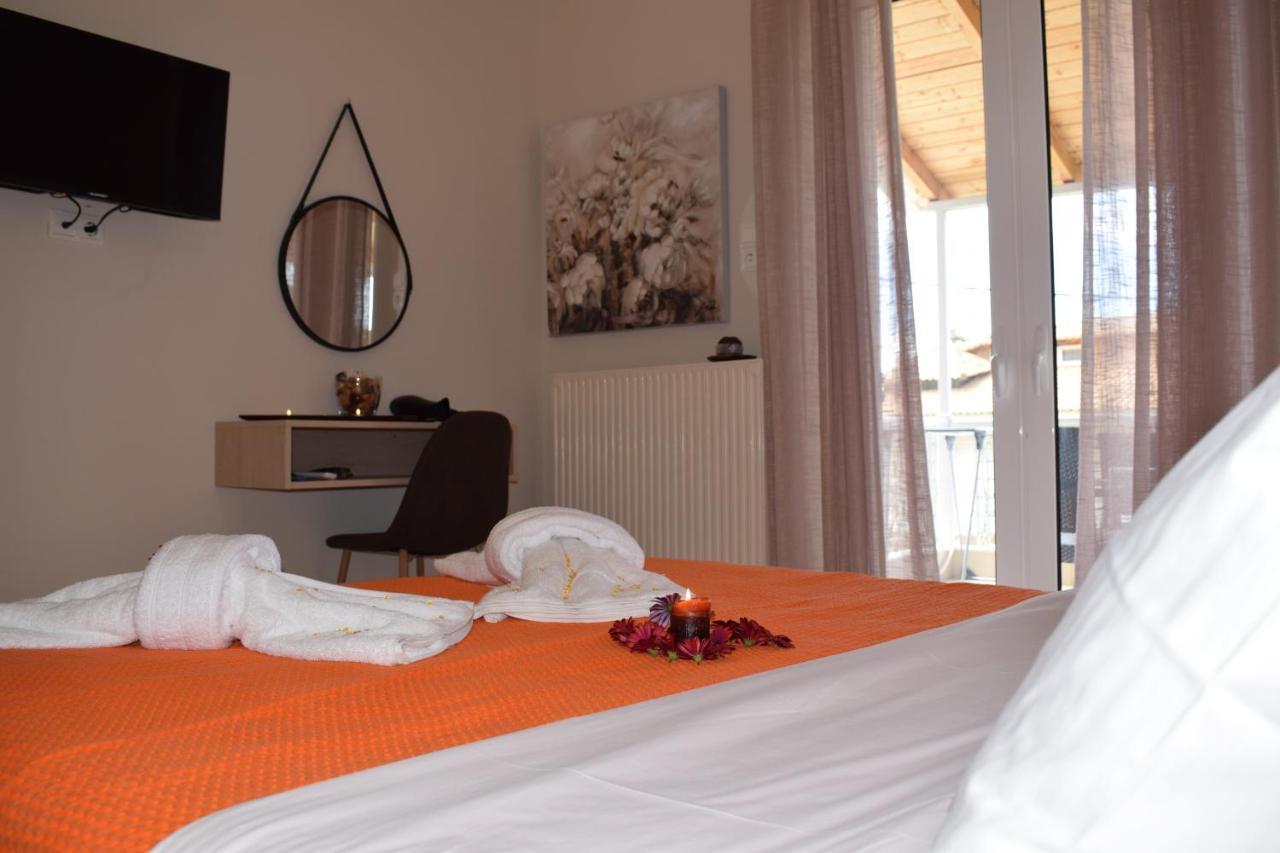 Studio Holiday Kalamata 2 Bagian luar foto