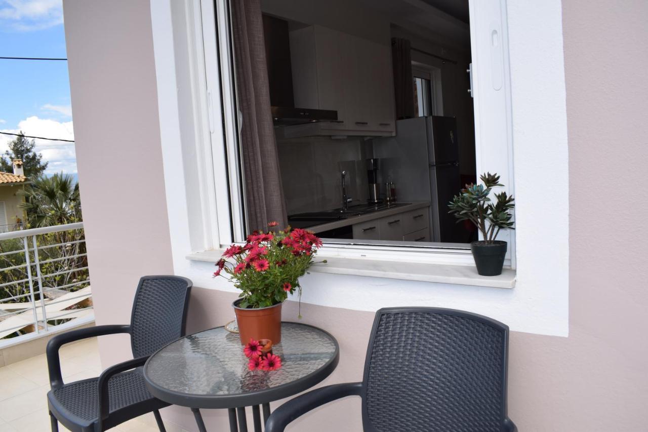 Studio Holiday Kalamata 2 Bagian luar foto
