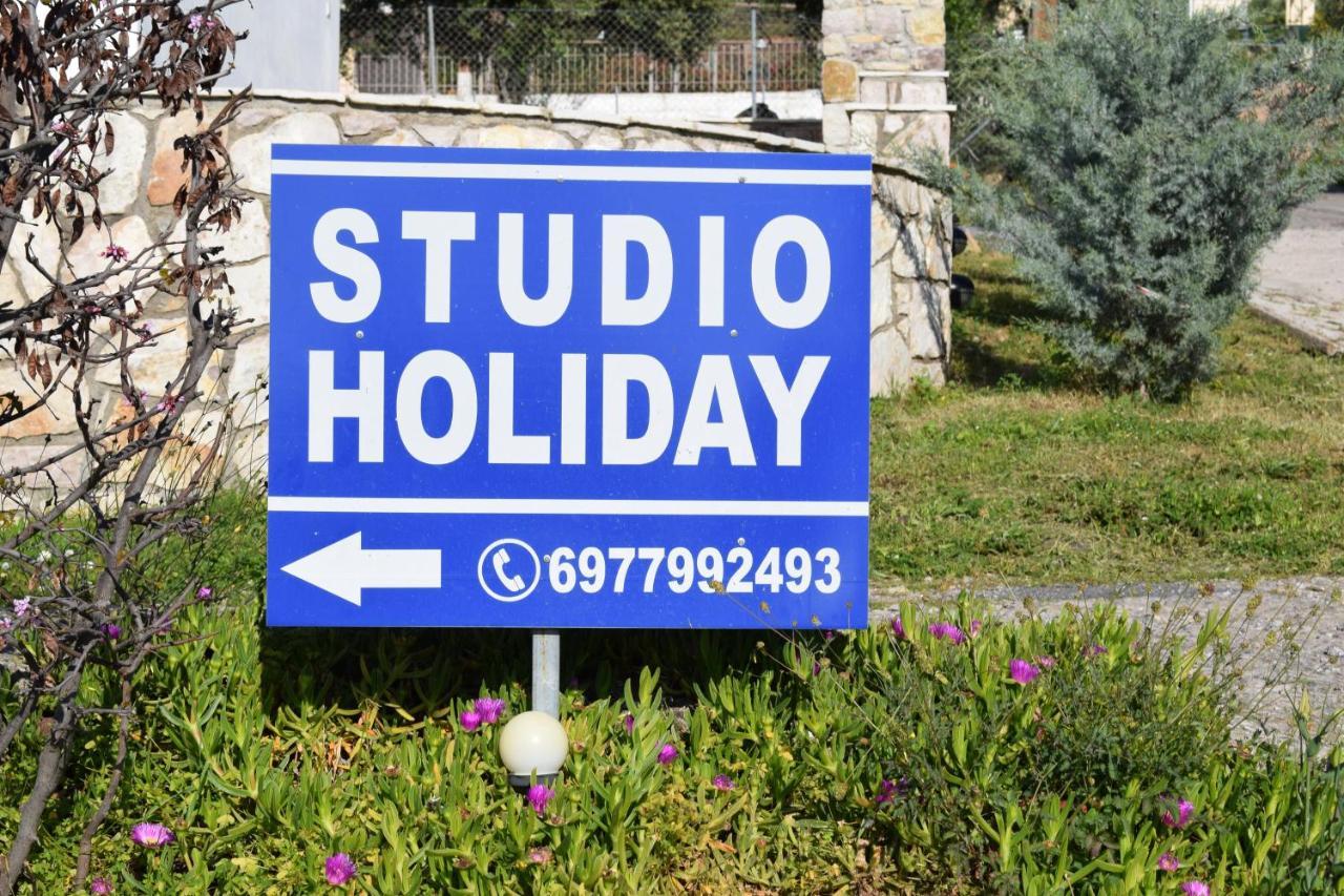 Studio Holiday Kalamata 2 Bagian luar foto