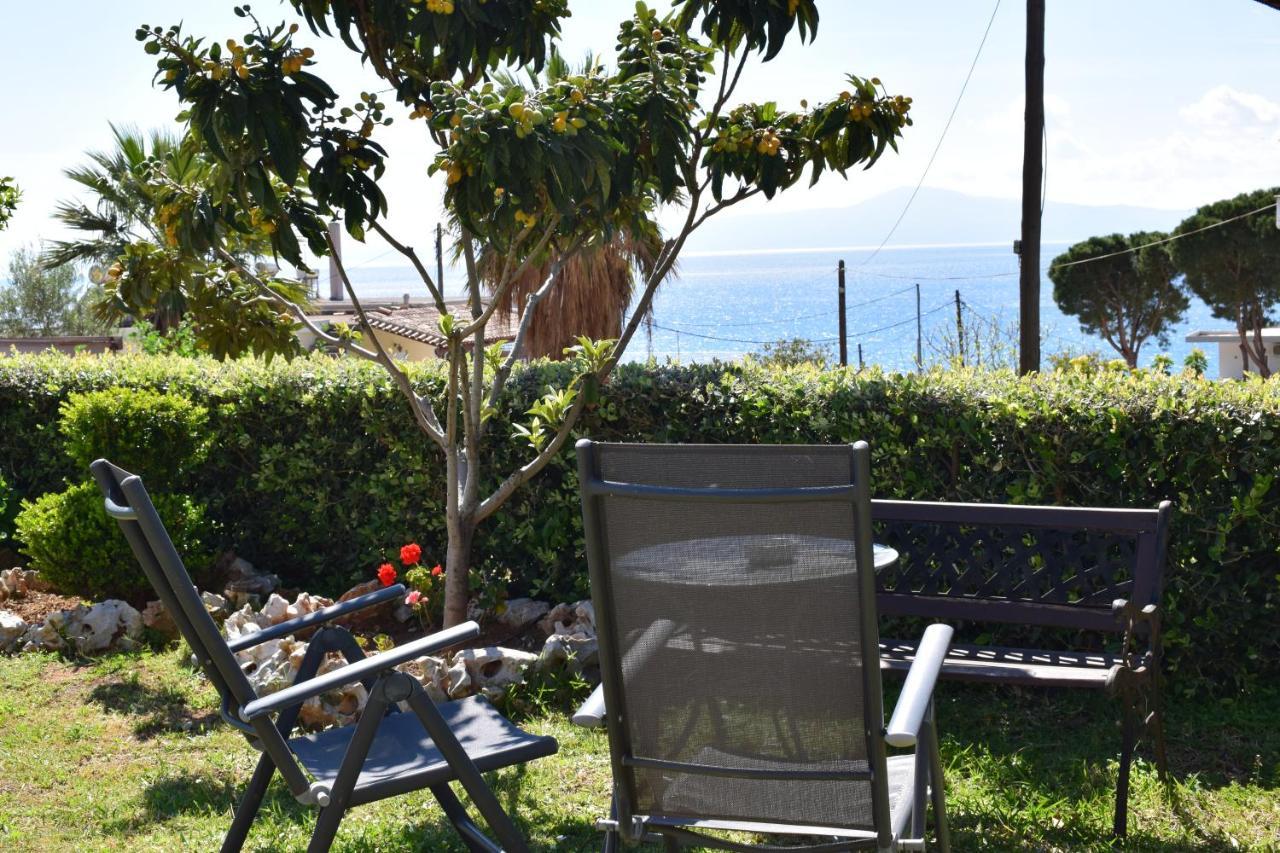 Studio Holiday Kalamata 2 Bagian luar foto
