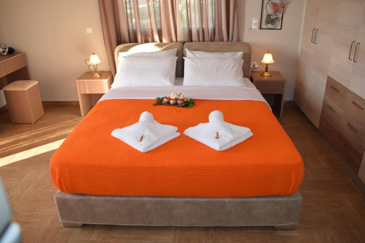 Studio Holiday Kalamata 2 Bagian luar foto